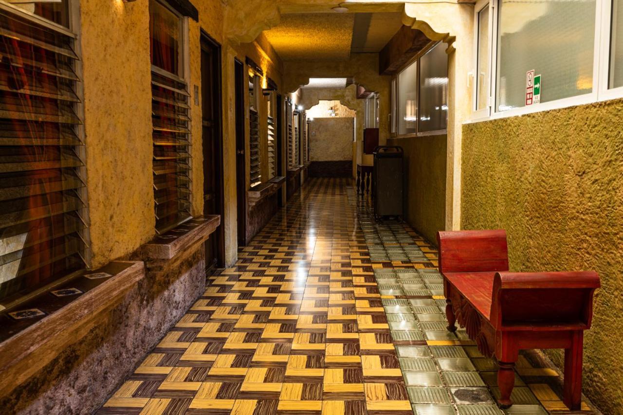 Hotel La Sin Ventura Antigua Luaran gambar